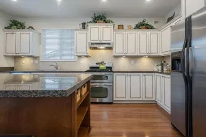 Walk-In Closet Photo of 20484 67a Avenue, Langley, BC