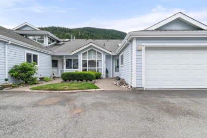 38 730 Mccombs Drive, Harrison Hot Springs, BC, Harrison Hot Springs — Townhouse for sale
