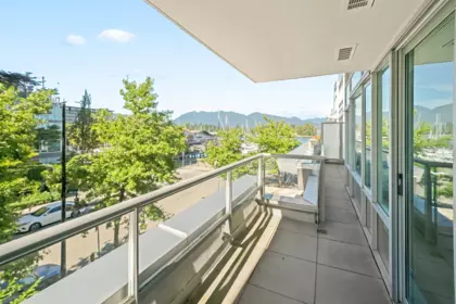 Breakfast Nook Photo of 206 560 Nicola Street, Vancouver, BC