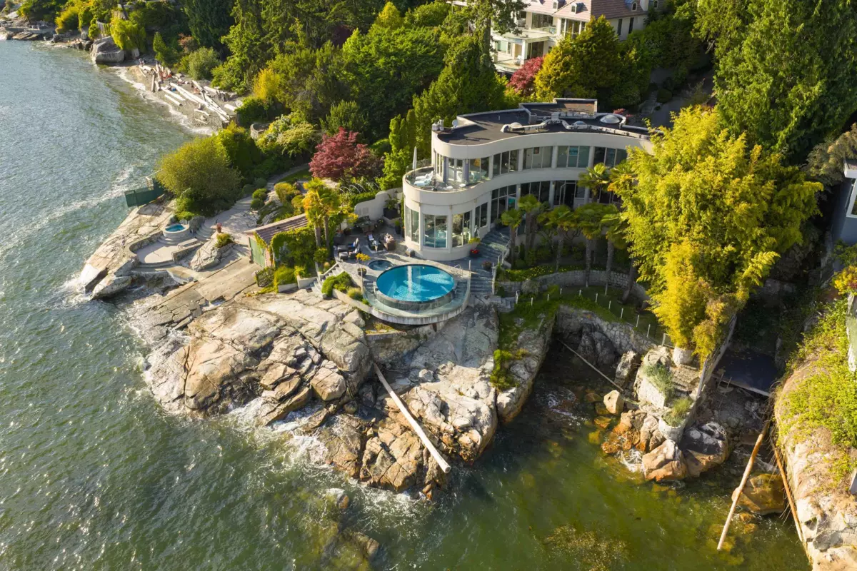 Exterior Rear Photo of 3912 Marine Drive, West Vancouver, BC