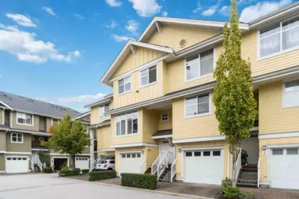 8 935 Ewen Avenue, New Westminster, BC, New Westminster — Townhouse for sale