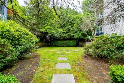 Swimming Pool Photo of 116 8115 121a Street, Surrey, BC