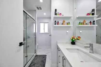 Powder Room Photo of 32632 Haida Drive, Abbotsford, BC