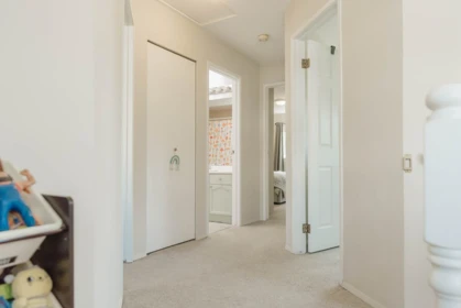 Entry Foyer Photo of 4 765 School Road, Gibsons, BC