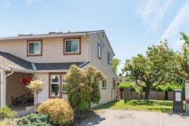 4 765 School Road, Gibsons, BC