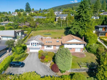 Street View Photo of 685 King Georges Way, West Vancouver, BC