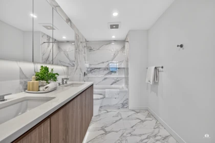 Powder Room Photo of 1403 4880 Lougheed Highway, Burnaby, BC