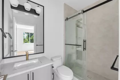 Hallway Photo of 3 6176 Elgin Avenue, Burnaby, BC