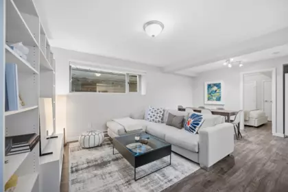 Hot Tub / Spa Photo of 364 W 15th Street, North Vancouver, BC