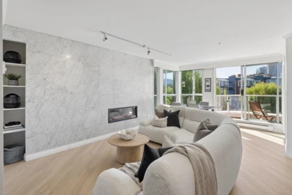 301 1502 Island Park Walk, Vancouver, BC, Vancouver — Apartment/Condo for sale