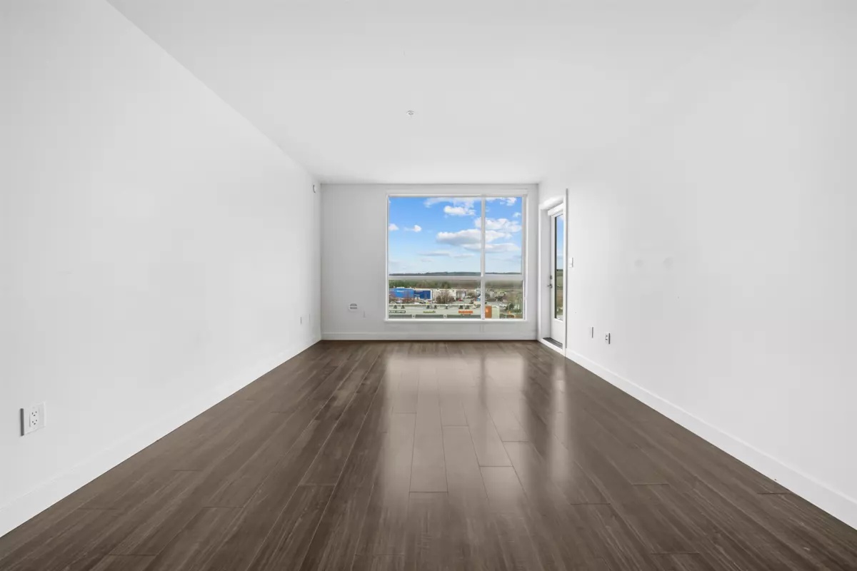 Living Room Photo of 209 31940 Raven Avenue, Mission, BC