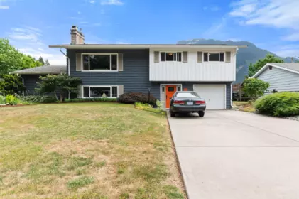 630 Hazel Street, Hope, BC, Hope — Single Family Residence for sale
