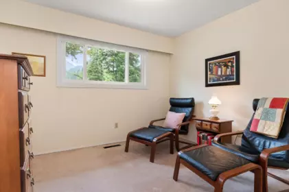 Powder Room Photo of 630 Hazel Street, Hope, BC