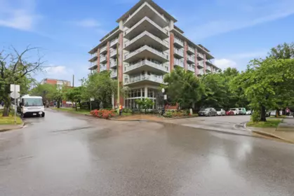 Street View Photo of 288 E 11 Avenue, Vancouver, BC