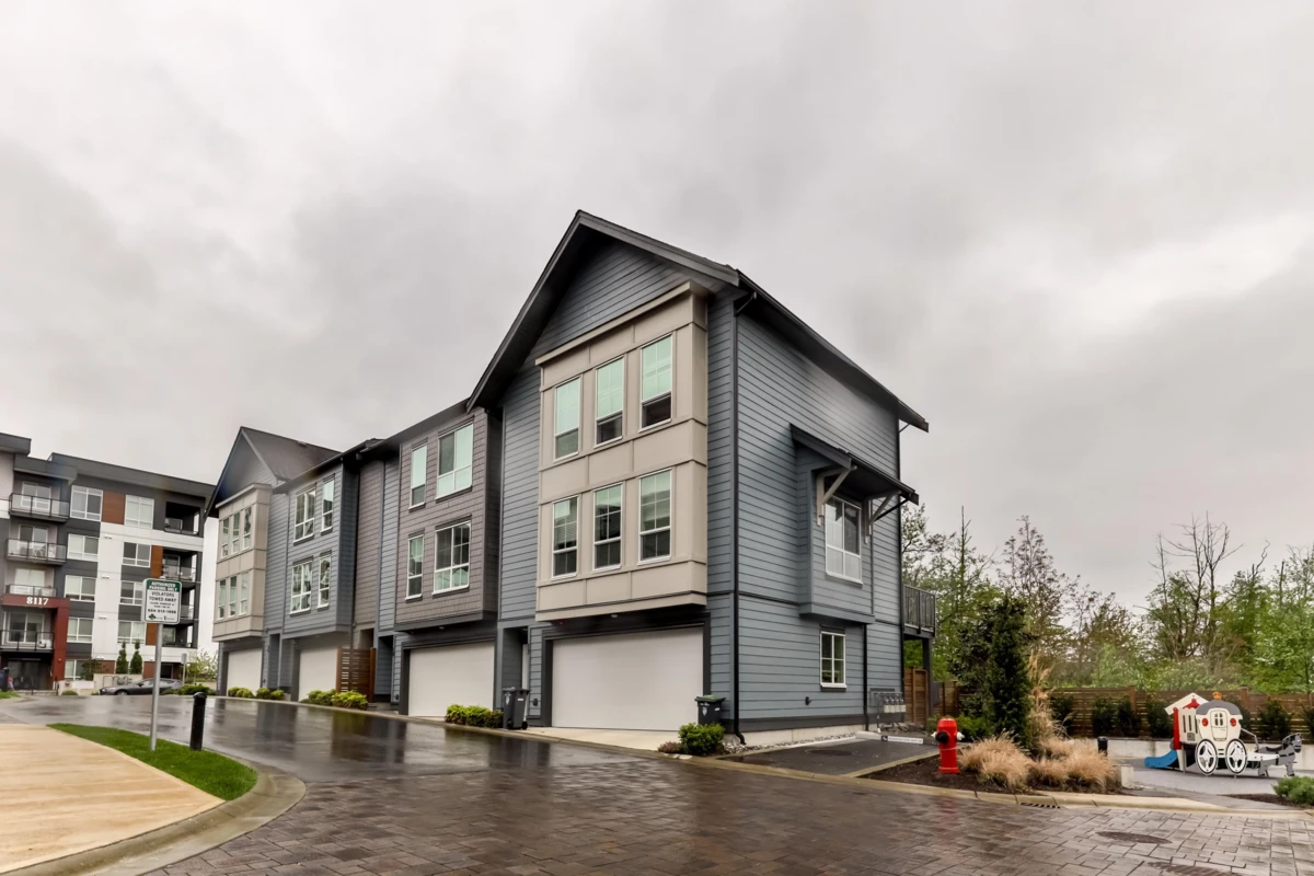Family Room Photo of 17 8120 200a Street, Langley, BC