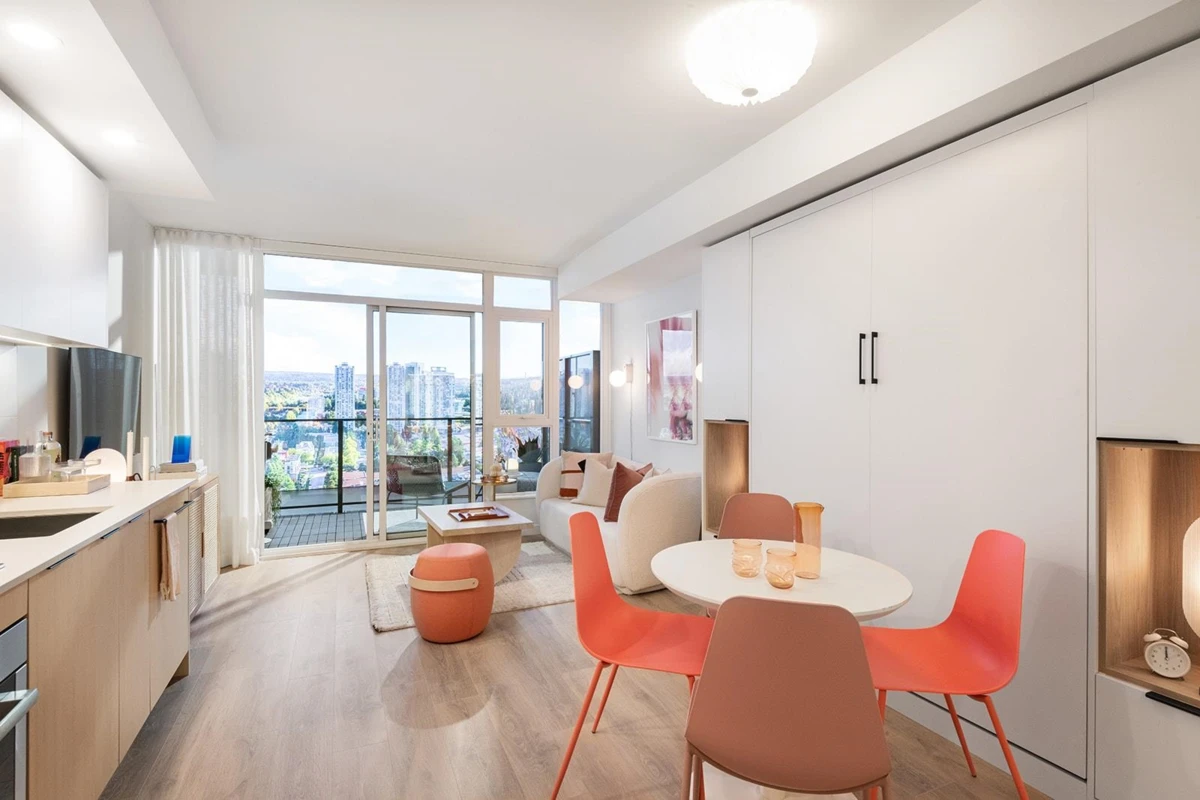 Family Room Photo of 606 13738 Central Avenue, Surrey, BC