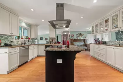 Breakfast Nook Photo of 2544 Sunnyside Crescent, Abbotsford, BC