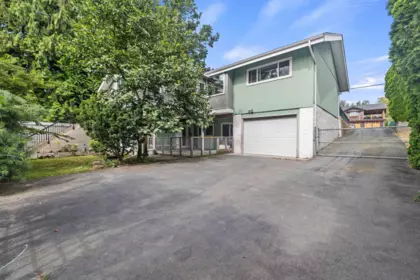 Hot Tub / Spa Photo of 2544 Sunnyside Crescent, Abbotsford, BC