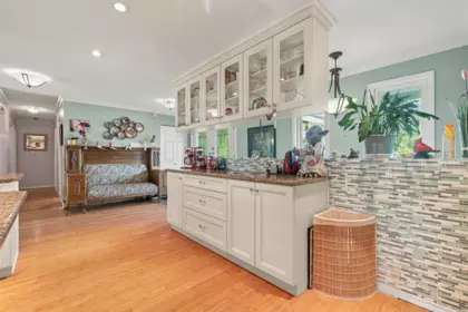 Primary Bedroom Photo of 2544 Sunnyside Crescent, Abbotsford, BC