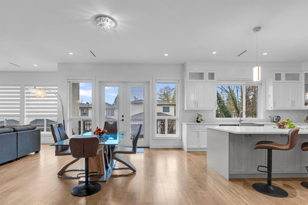 Living Room Photo of 13995 79a Avenue, Surrey, BC