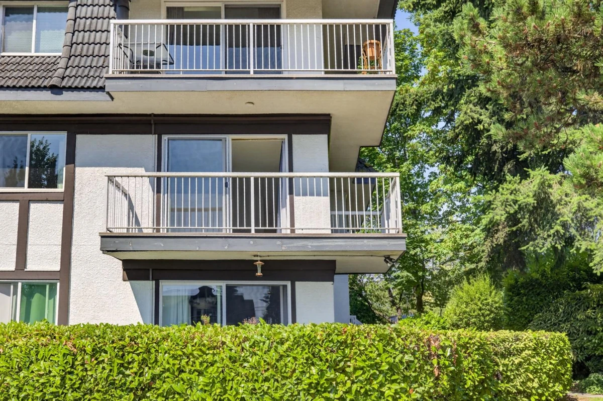 Family Room Photo of 412 371 Ellesmere Avenue, Burnaby, BC