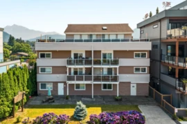 20 450 Esplanade Avenue, Harrison Hot Springs, BC