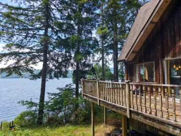 Kitchen Photo of 6787 Sechelt Inlet Road, Sechelt, BC