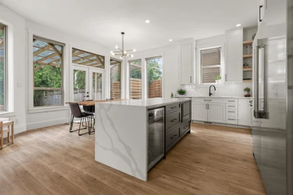 Breakfast Nook Photo of 2 46248 Kermode Crescent, Chilliwack, BC