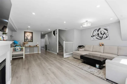 Kitchen Photo of 43 12778 66 Avenue, Surrey, BC