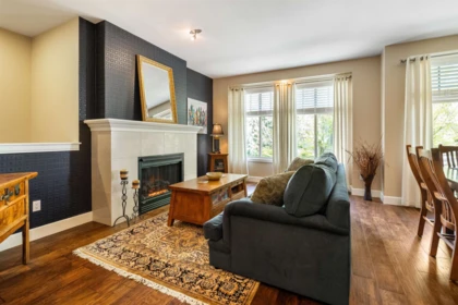 Kitchen Island Photo of 3 2133 151a Street, Surrey, BC
