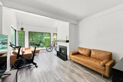 15945 Alder Place, Surrey, BC, Surrey — Townhouse for sale