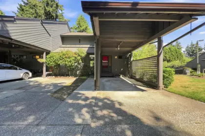 15945 Alder Place, Surrey, BC, Surrey — Townhouse for sale