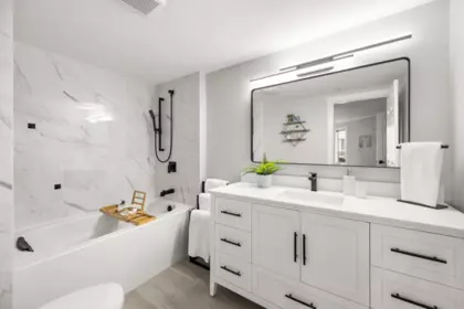 Basement Recreation Room Photo of 202 22015 48 Avenue, Langley, BC