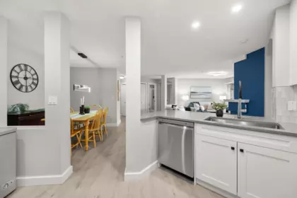 Kitchen Island Photo of 202 22015 48 Avenue, Langley, BC