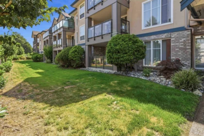 Front Yard Photo of 316 33150 4th Avenue, Mission, BC