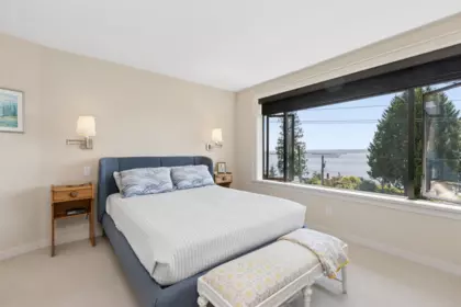 Bedroom 3 Photo of 2621 Bellevue Avenue, West Vancouver, BC