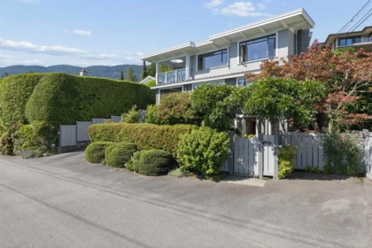 2621 Bellevue Avenue, West Vancouver, BC, West Vancouver — Single Family Residence for sale