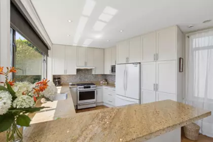 Pantry Photo of 2621 Bellevue Avenue, West Vancouver, BC