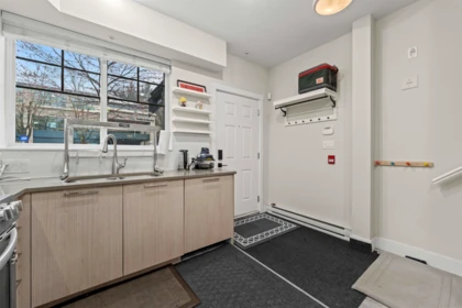 7 5132 Canada Way, Burnaby, BC, Burnaby — Townhouse for sale