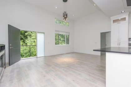 Kitchen Island Photo of 36743 Carl Creek Crescent, Abbotsford, BC