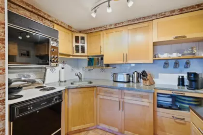 102 2120 W 2nd Avenue, Vancouver, BC, Vancouver — Apartment/Condo for sale