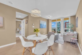 2605 3093 Windsor Gate, Coquitlam, BC