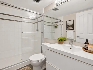 Guest Bathroom Photo of 602 183 Keefer Place, Vancouver, BC