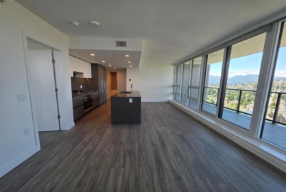 3703 2135 Springer Avenue, Burnaby, BC, Burnaby — Apartment/Condo for sale