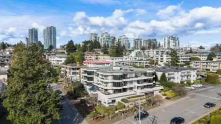 302 1250 Martin Street, White Rock, BC, White Rock — Apartment/Condo for sale