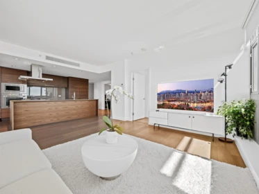 1701 5782 Berton Avenue, Vancouver, BC, Vancouver — Apartment/Condo for sale