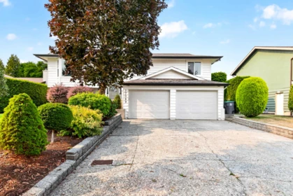 17089 60a Avenue, Surrey, BC, Surrey — Single Family Residence for sale