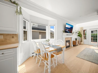 Breakfast Nook Photo of 16152 110 Avenue, Surrey, BC