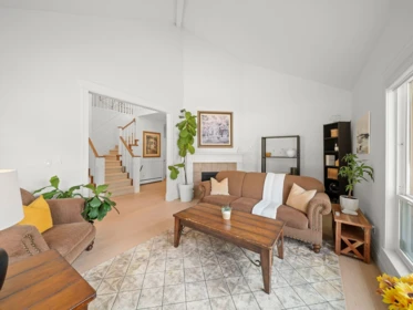 Family Room Photo of 16152 110 Avenue, Surrey, BC