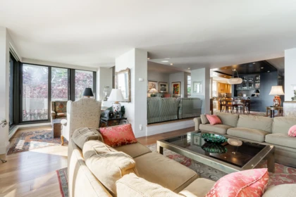 Outdoor Deck Photo of 301 1930 Bellevue Avenue, West Vancouver, BC